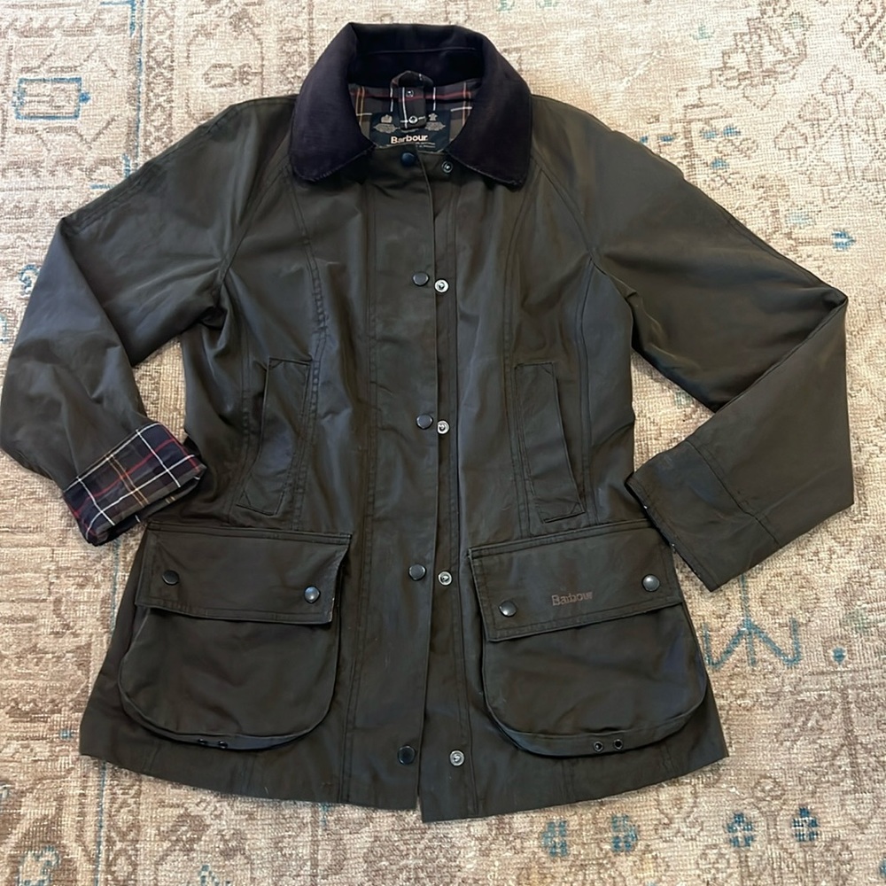 Barbour Beadnell Wax Jacket in Olive